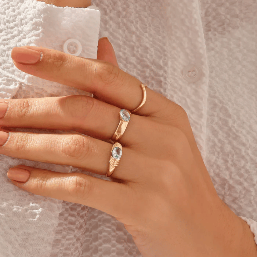 14k Majestic Aquamarine Ring