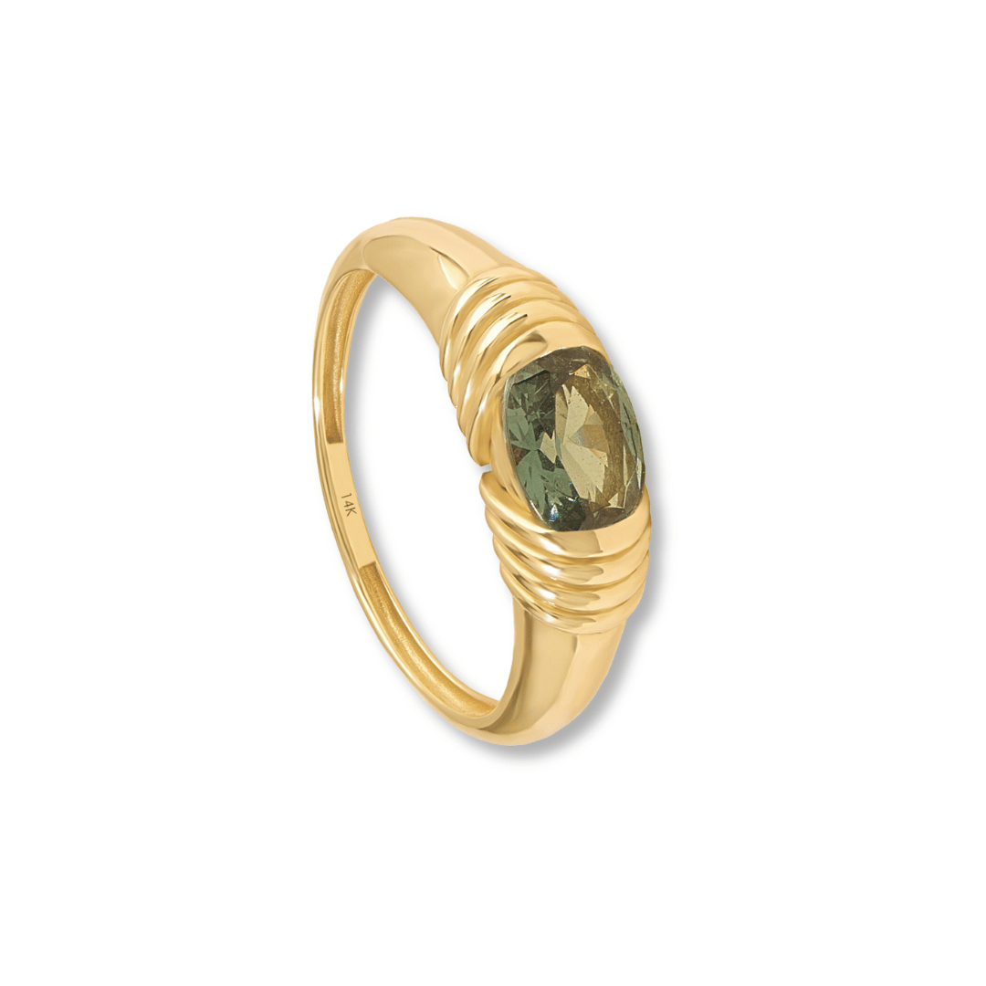 14k Majestic Alexandrite Ring