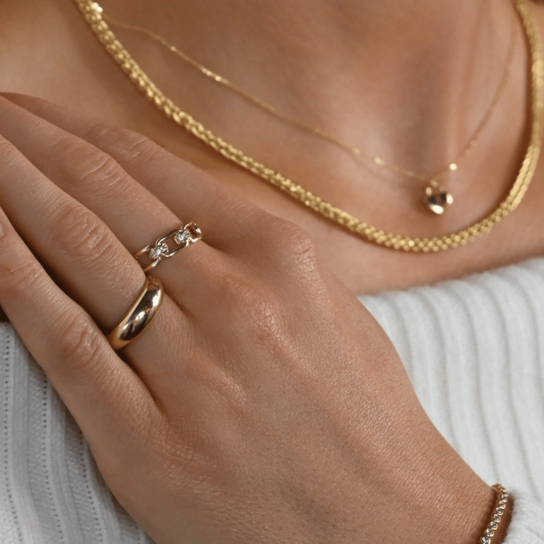 9ct Gold Balbous Band Ring