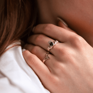 10ct Gold Green CZ Claddagh Ring