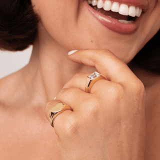 Aideen Kate | Romance Signet Ring