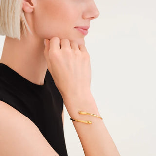 Hugged Bangle