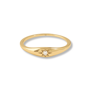 14k Diamond Iconic Star Signet Ring