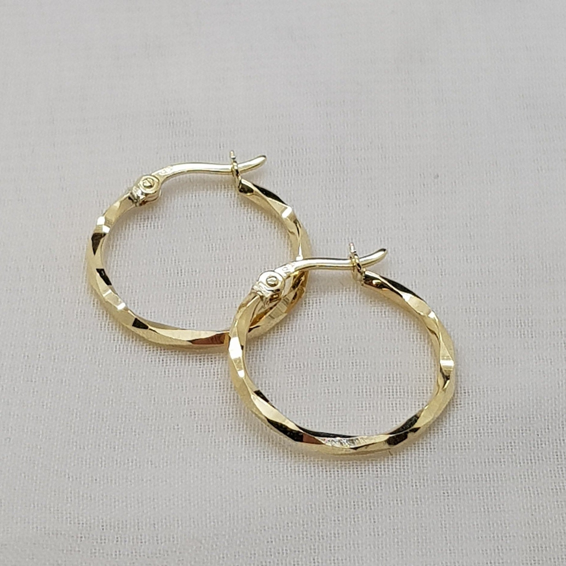 9ct Gold Cadhla Hoops
